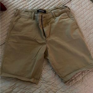 Express Shorts